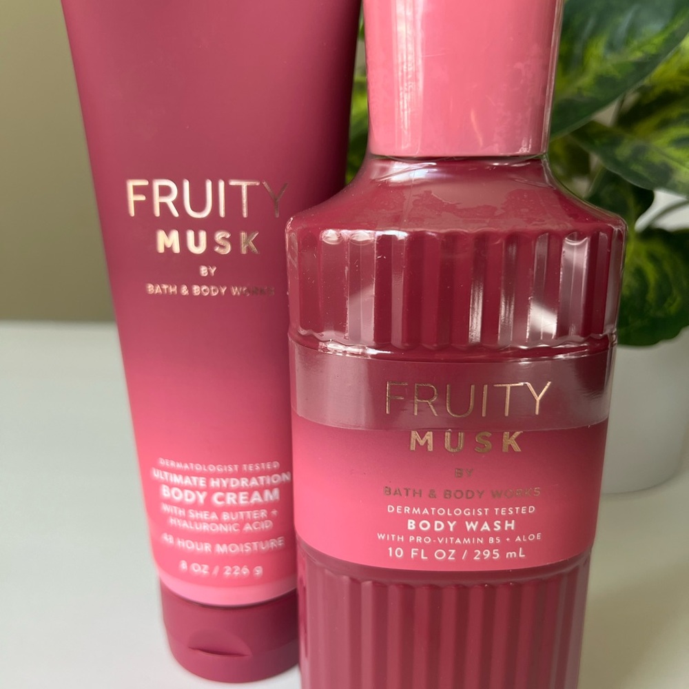 Bath & Body Works Fruity Musk brand New collection- Body Wash and Cream set. NWT
